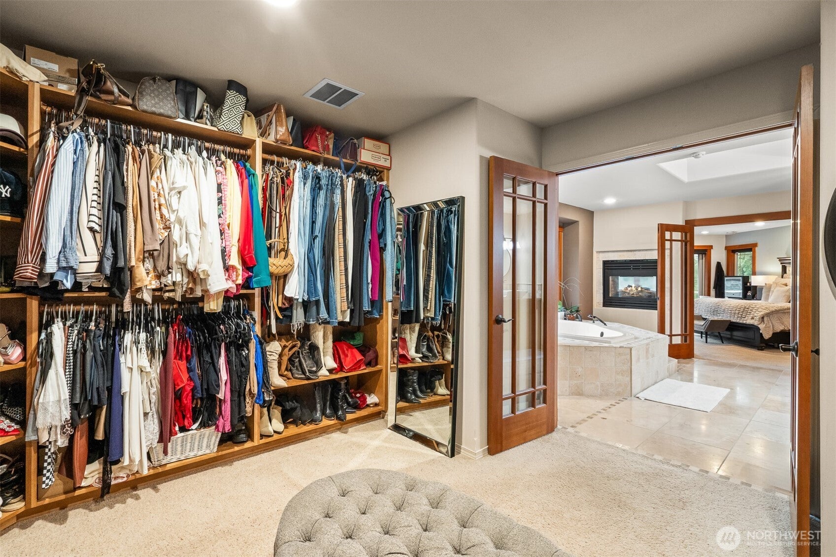 Roy, Washington, 98580, United States, 5 Bedrooms Bedrooms, ,5 BathroomsBathrooms,Residential,Contingent,2007210