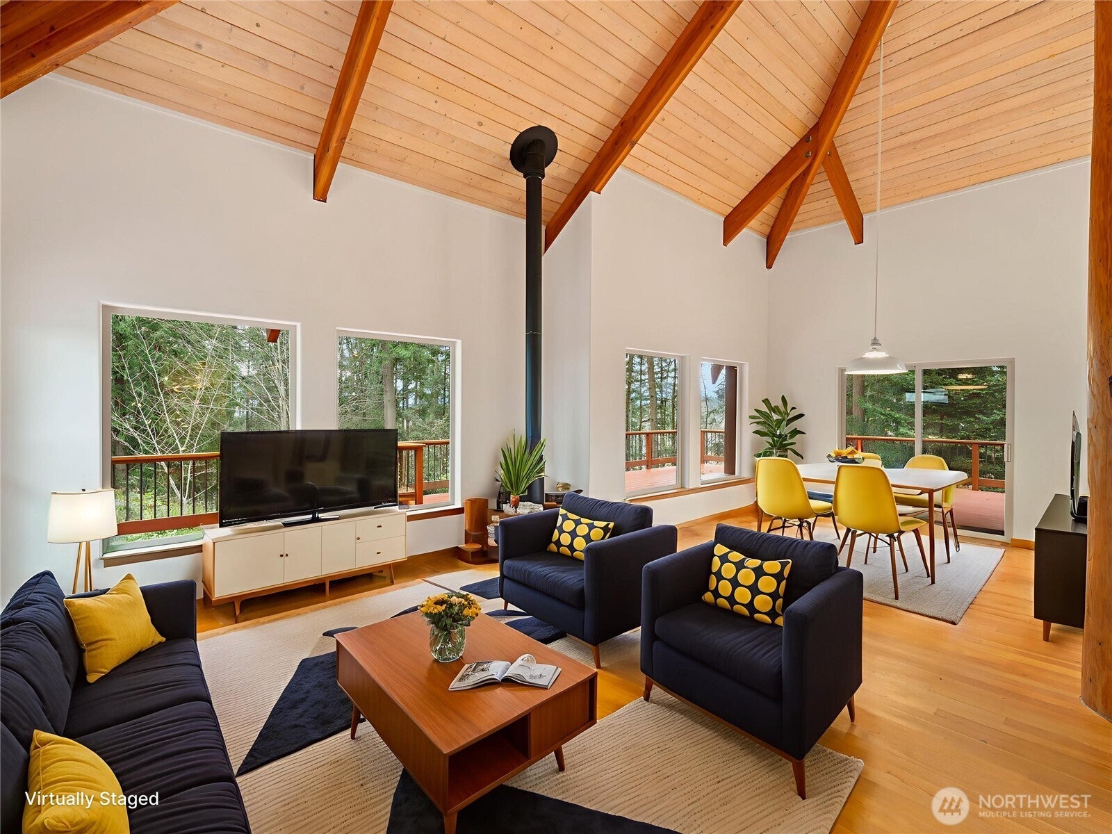 Anacortes, Washington, 98221, United States, 2 Bedrooms Bedrooms, ,3 BathroomsBathrooms,Residential,Active,1997600