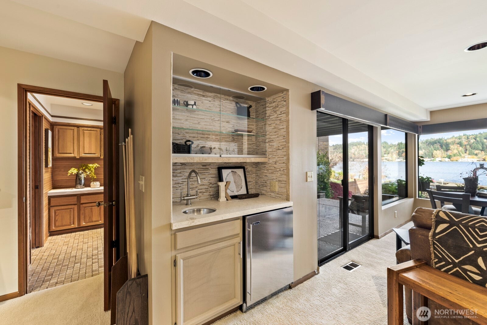 Redmond, Washington, 98052, United States, 4 Bedrooms Bedrooms, ,4 BathroomsBathrooms,Residential,Active,1989771