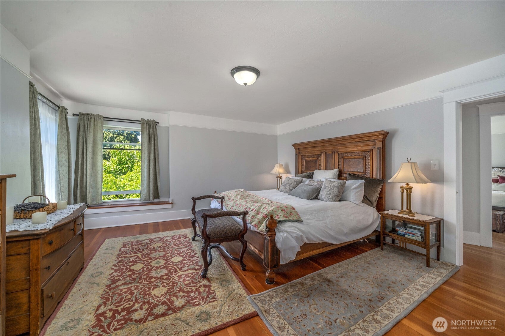 Tacoma, Washington, 98406, United States, 5 Bedrooms Bedrooms, ,4 BathroomsBathrooms,Residential,Active,1892447