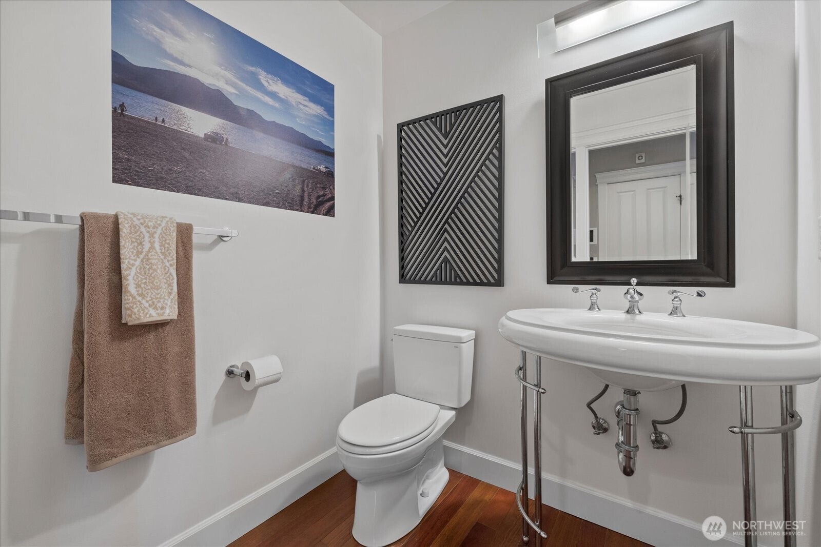 Newcastle, Washington, 98056, United States, 4 Bedrooms Bedrooms, ,3 BathroomsBathrooms,Residential,Active,1850683