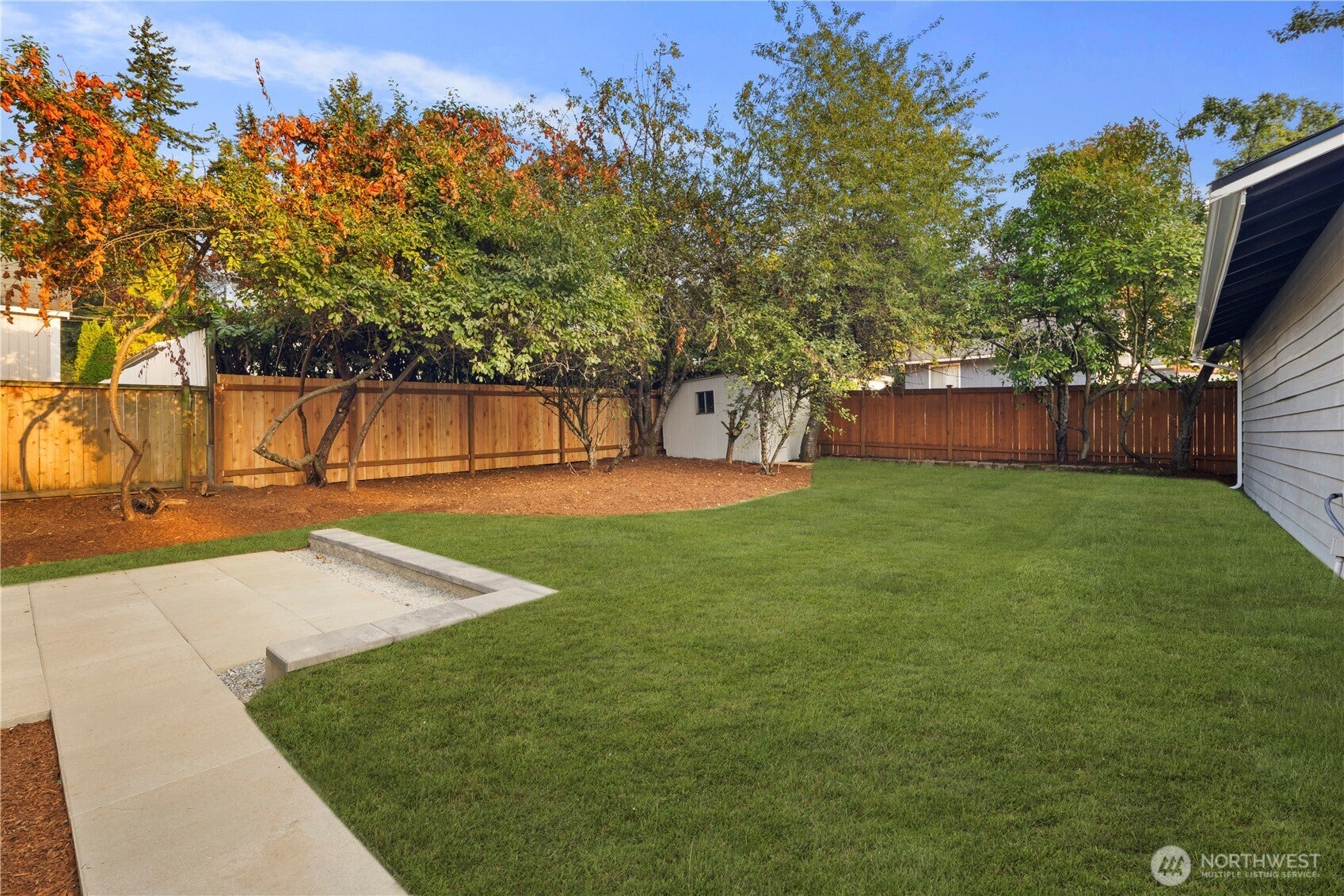 Shoreline, Washington, 98133, United States, 4 Bedrooms Bedrooms, ,3 BathroomsBathrooms,Residential,Active,1944038