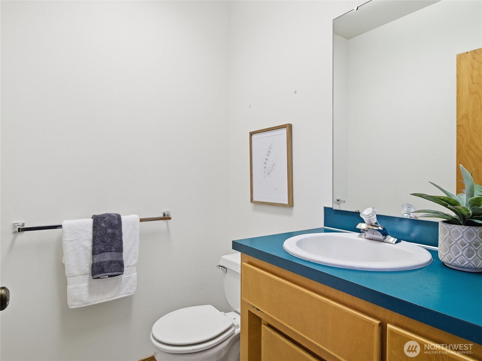 Olympia, Washington, 98513, United States, 3 Bedrooms Bedrooms, ,2 BathroomsBathrooms,Residential,Active,2007016