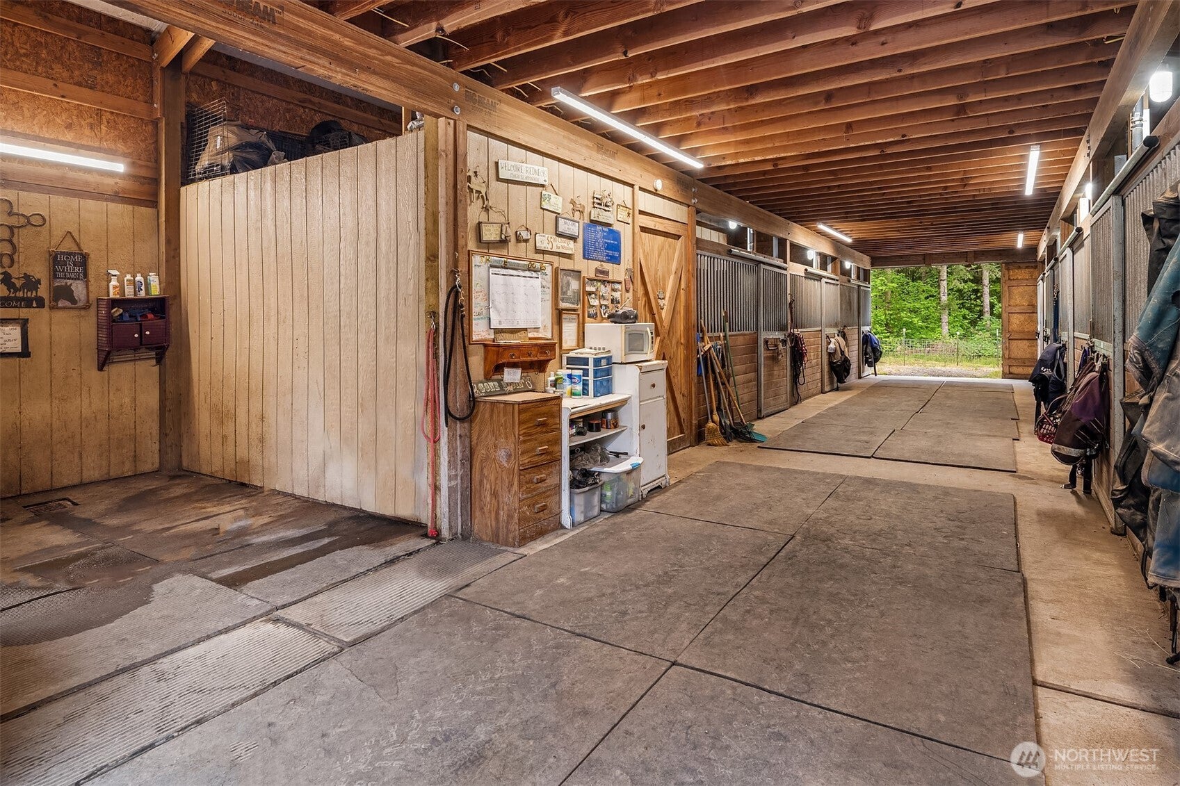 Carnation, Washington, 98014, United States, 4 Bedrooms Bedrooms, ,4 BathroomsBathrooms,Residential,Active,1810418