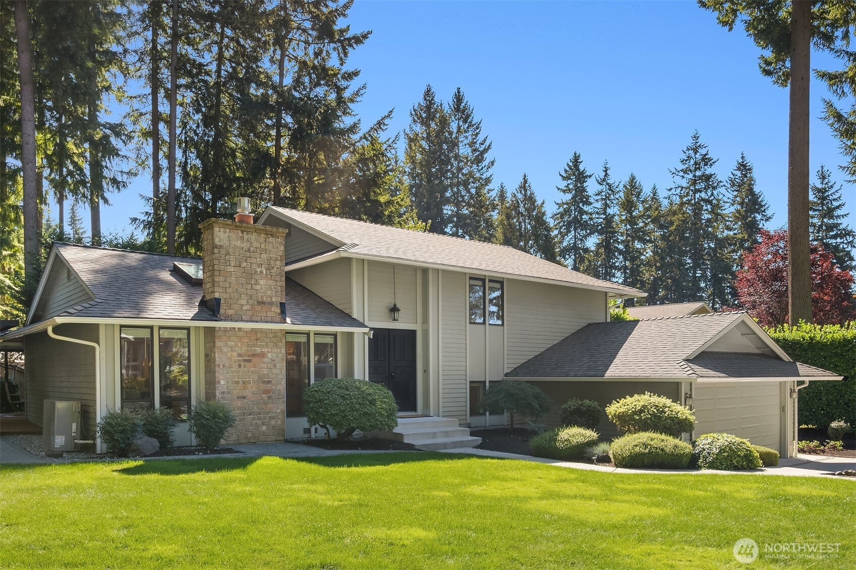 Redmond, Washington, 98052, United States, 3 Bedrooms Bedrooms, ,3 BathroomsBathrooms,Residential,Active,1953712