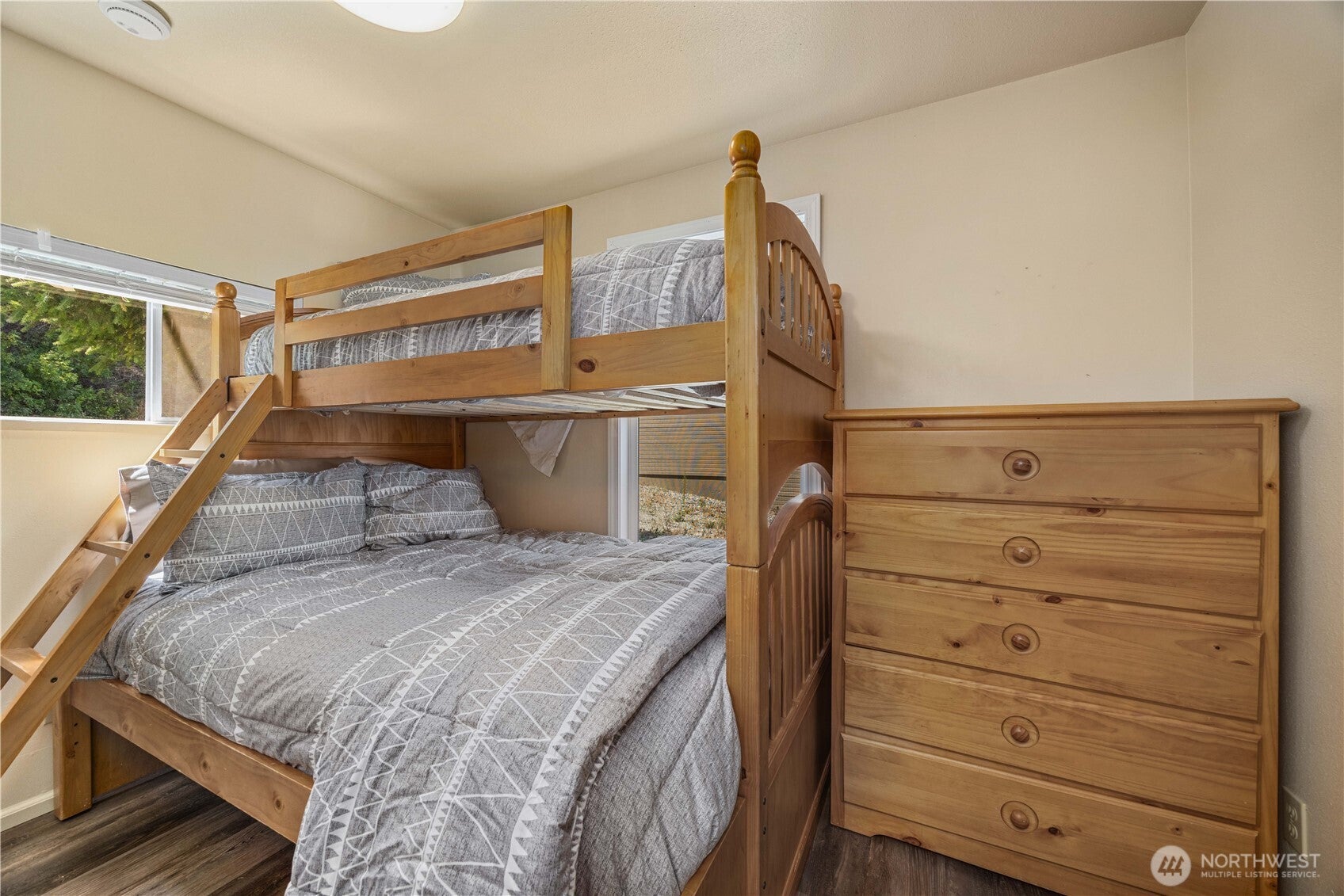 Chelan, Washington, 98816, United States, 2 Bedrooms Bedrooms, ,1 BathroomBathrooms,Residential,Active,1971795