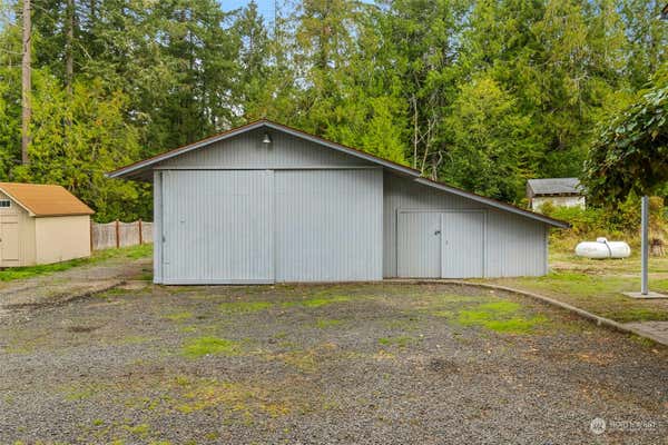 6106 LEMON RD NE, OLYMPIA, WA 98506, photo 3 of 40