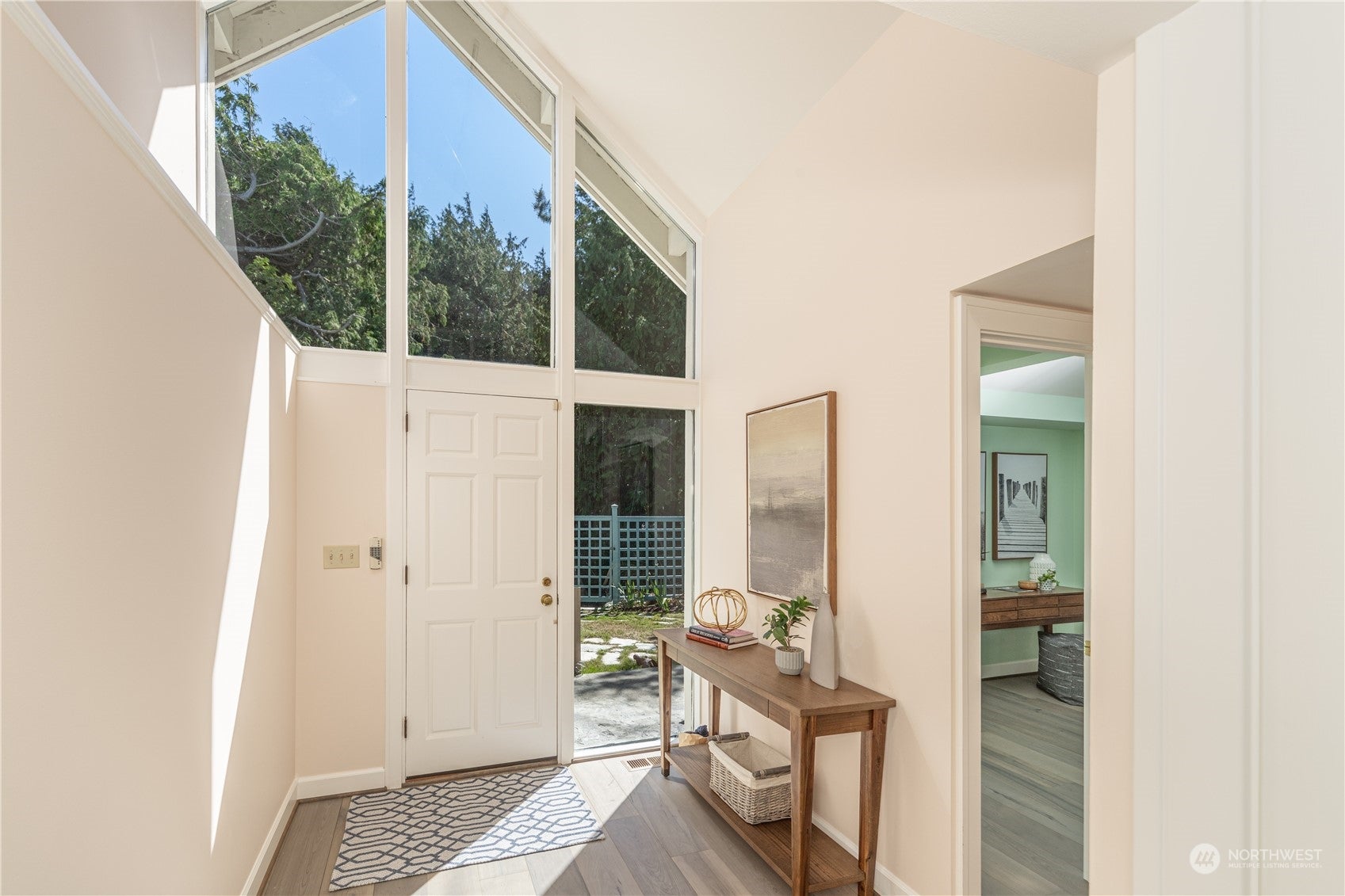 Port Townsend, Washington, 98368, United States, ,3 BathroomsBathrooms,Residential,Active,1706120