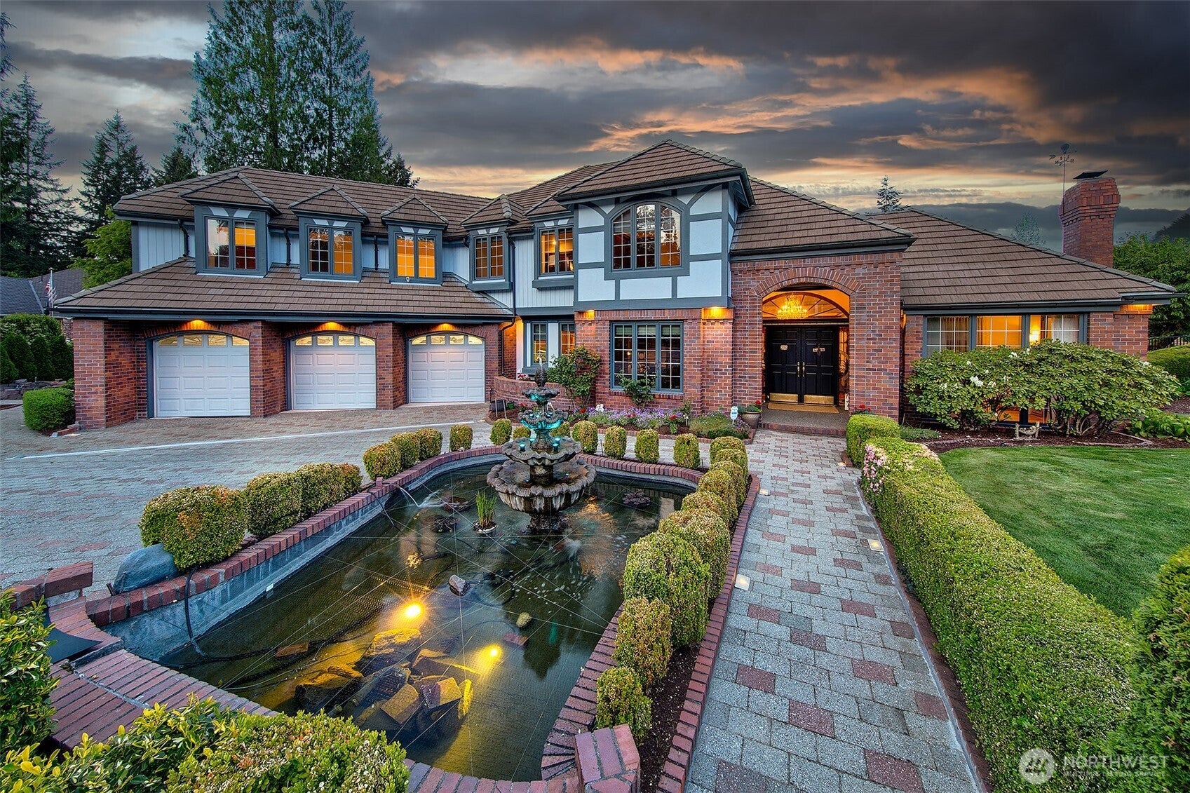 Bothell, Washington, 98021, United States, 3 Bedrooms Bedrooms, ,4 BathroomsBathrooms,Residential,Active,1936455