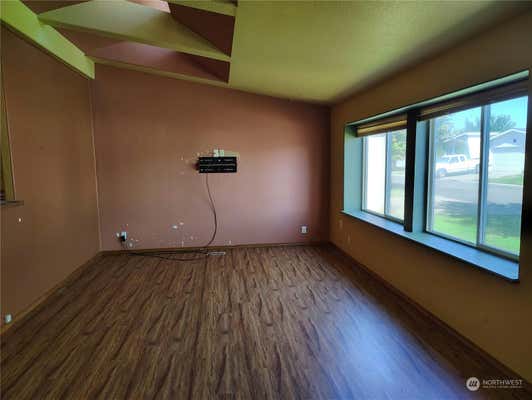 1100 S ROSEWOOD DR UNIT 310, ELLENSBURG, WA 98926, photo 3 of 21