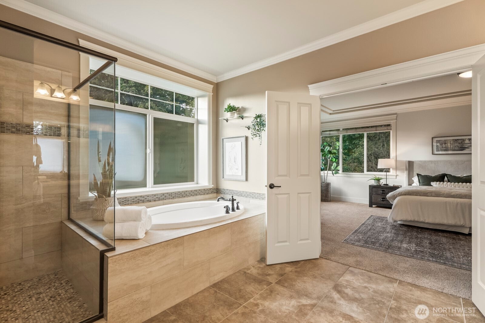 Redmond, Washington, 98053, United States, 4 Bedrooms Bedrooms, ,5 BathroomsBathrooms,Residential,Active,1967297