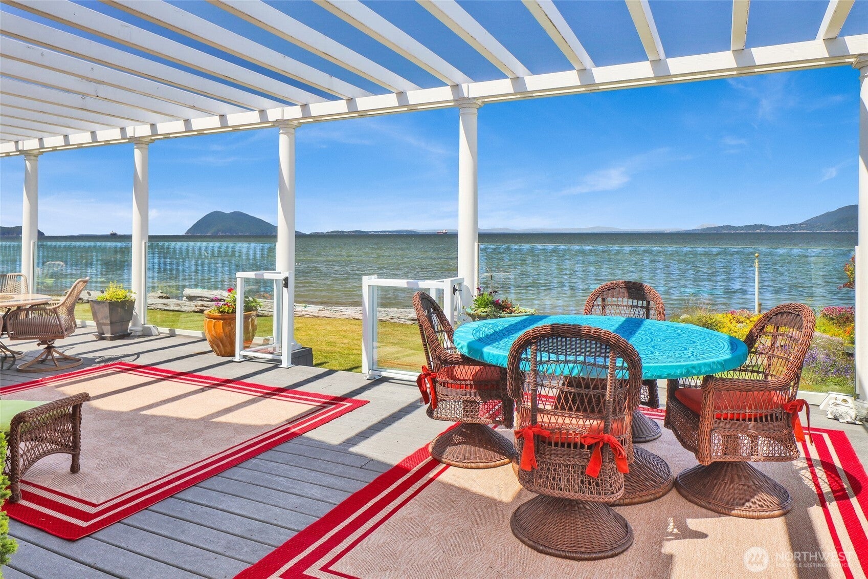 Bow, Washington, 98232, United States, 3 Bedrooms Bedrooms, ,4 BathroomsBathrooms,Residential,Active,1849576