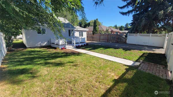 404 S SAMPSON ST, ELLENSBURG, WA 98926, photo 3 of 21