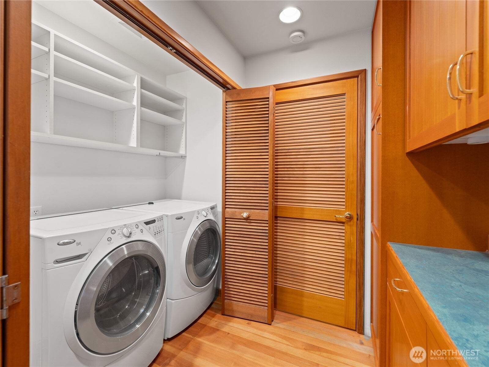 Anacortes, Washington, 98221, United States, 2 Bedrooms Bedrooms, ,3 BathroomsBathrooms,Residential,Active,1997600