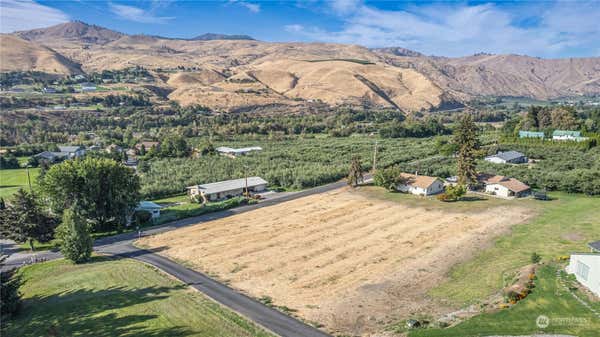 37 GOLDEN HILLS LN, WENATCHEE, WA 98801 - Image 1