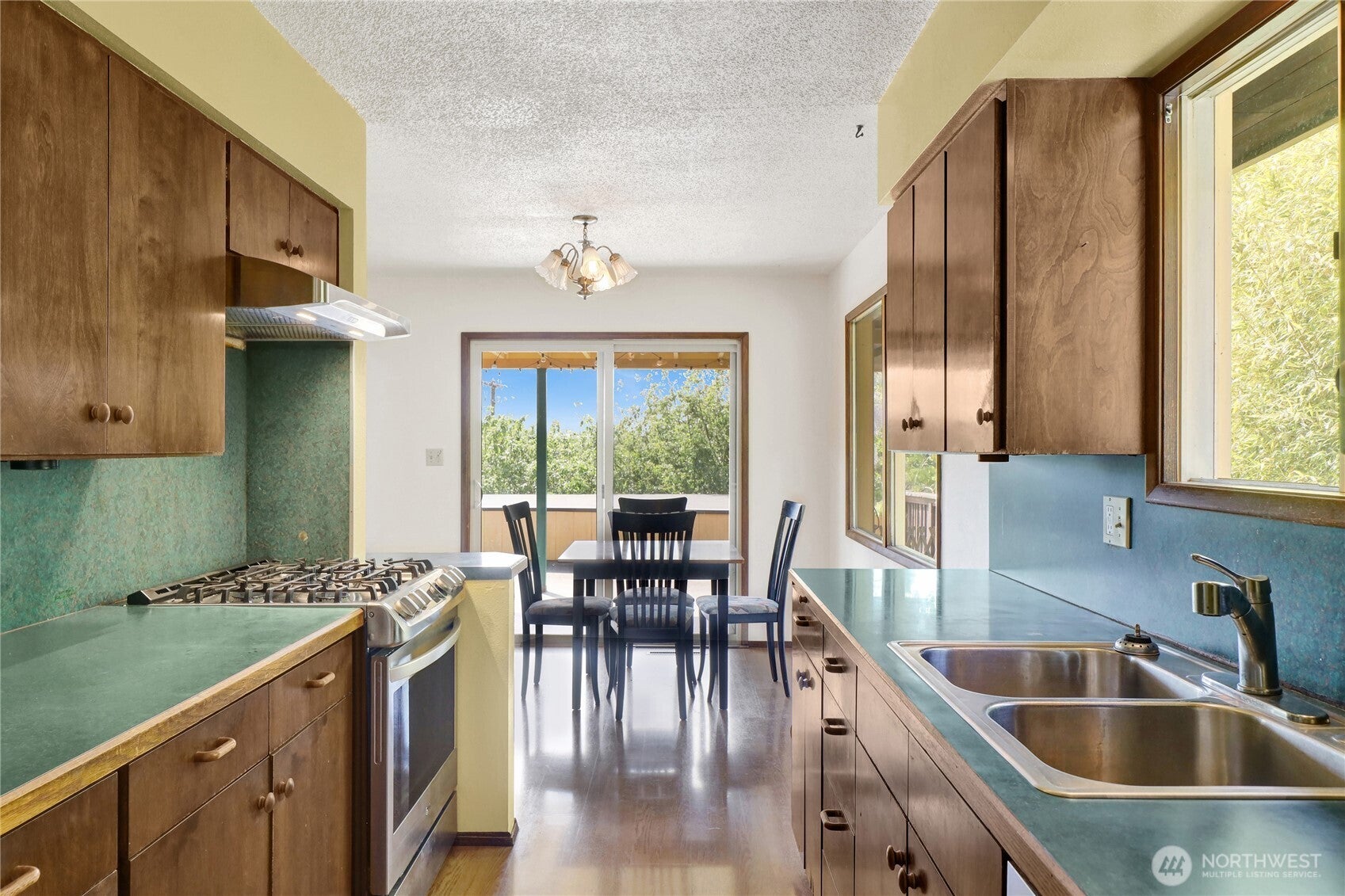 Bellingham, Washington, 98225, United States, 3 Bedrooms Bedrooms, ,2 BathroomsBathrooms,Residential,Active,1824012