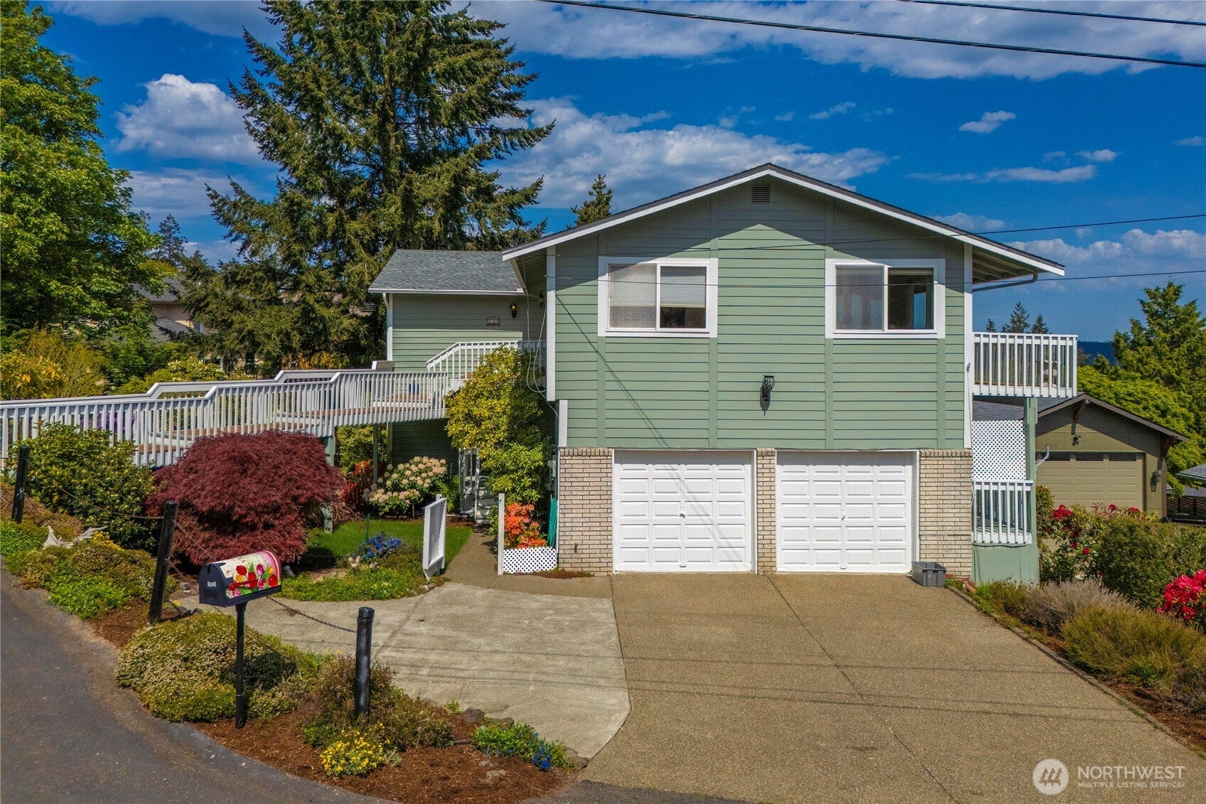 Gig Harbor, Washington, 98332, United States, 3 Bedrooms Bedrooms, ,3 BathroomsBathrooms,Residential,Active,1798071
