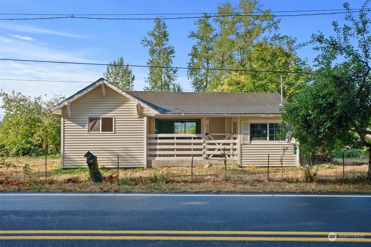 6205 PRATHER RD SW, CENTRALIA, WA 98531, photo 1 of 25