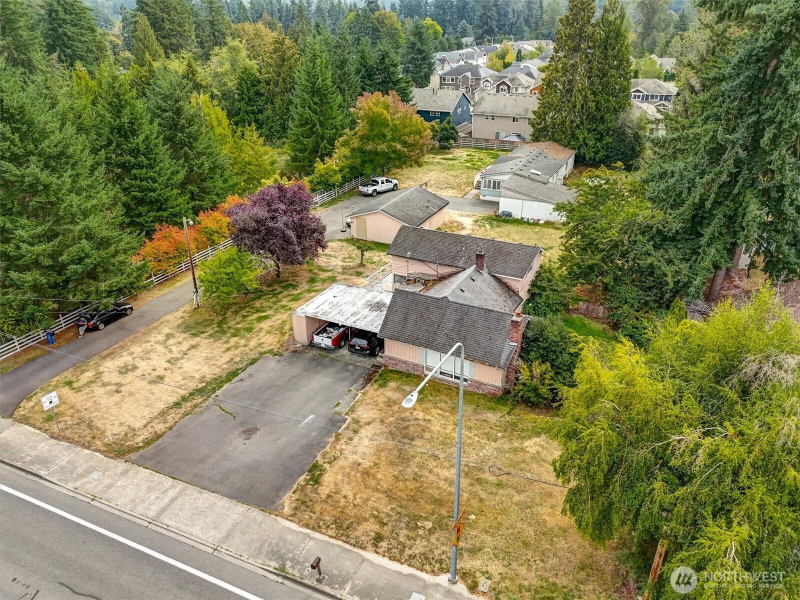 Kent, Washington, 98031, United States, 3 Bedrooms Bedrooms, ,3 BathroomsBathrooms,Residential,Active,1943774