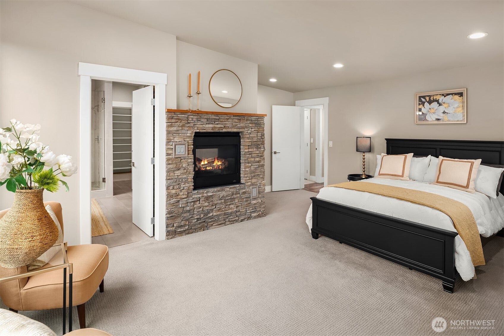 Kirkland, Washington, 98033, United States, 4 Bedrooms Bedrooms, ,5 BathroomsBathrooms,Residential,Active,1973549