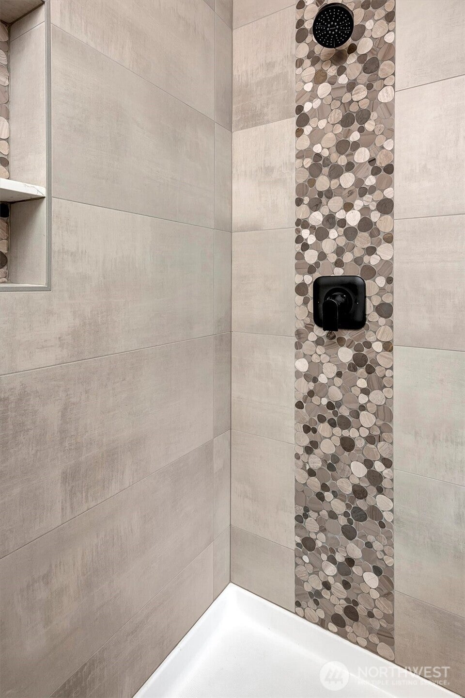 Sammamish, Washington, 98074, United States, 4 Bedrooms Bedrooms, ,4 BathroomsBathrooms,Residential,Active,1886848