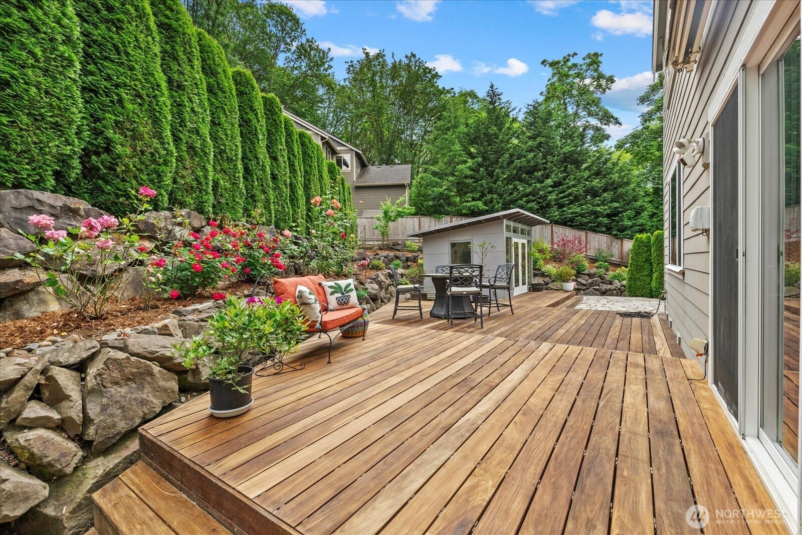 Newcastle, Washington, 98056, United States, 4 Bedrooms Bedrooms, ,3 BathroomsBathrooms,Residential,Active,1850683