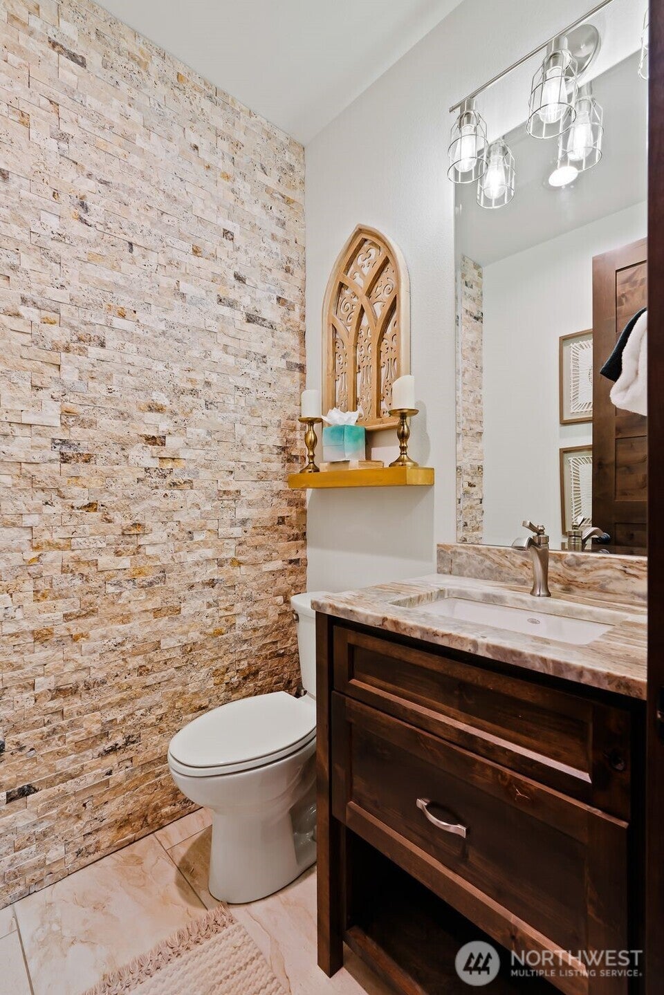 Cle Elum, Washington, 98922, United States, 4 Bedrooms Bedrooms, ,5 BathroomsBathrooms,Residential,Active,1965788