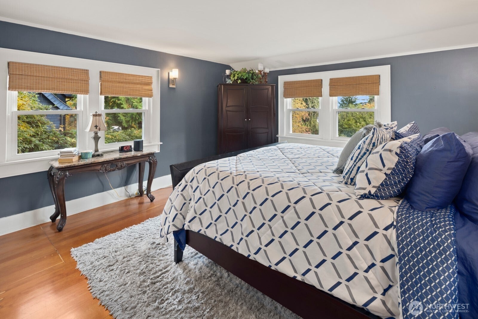 Seattle, Washington, 98122, United States, 3 Bedrooms Bedrooms, ,3 BathroomsBathrooms,Residential,Active,1988423