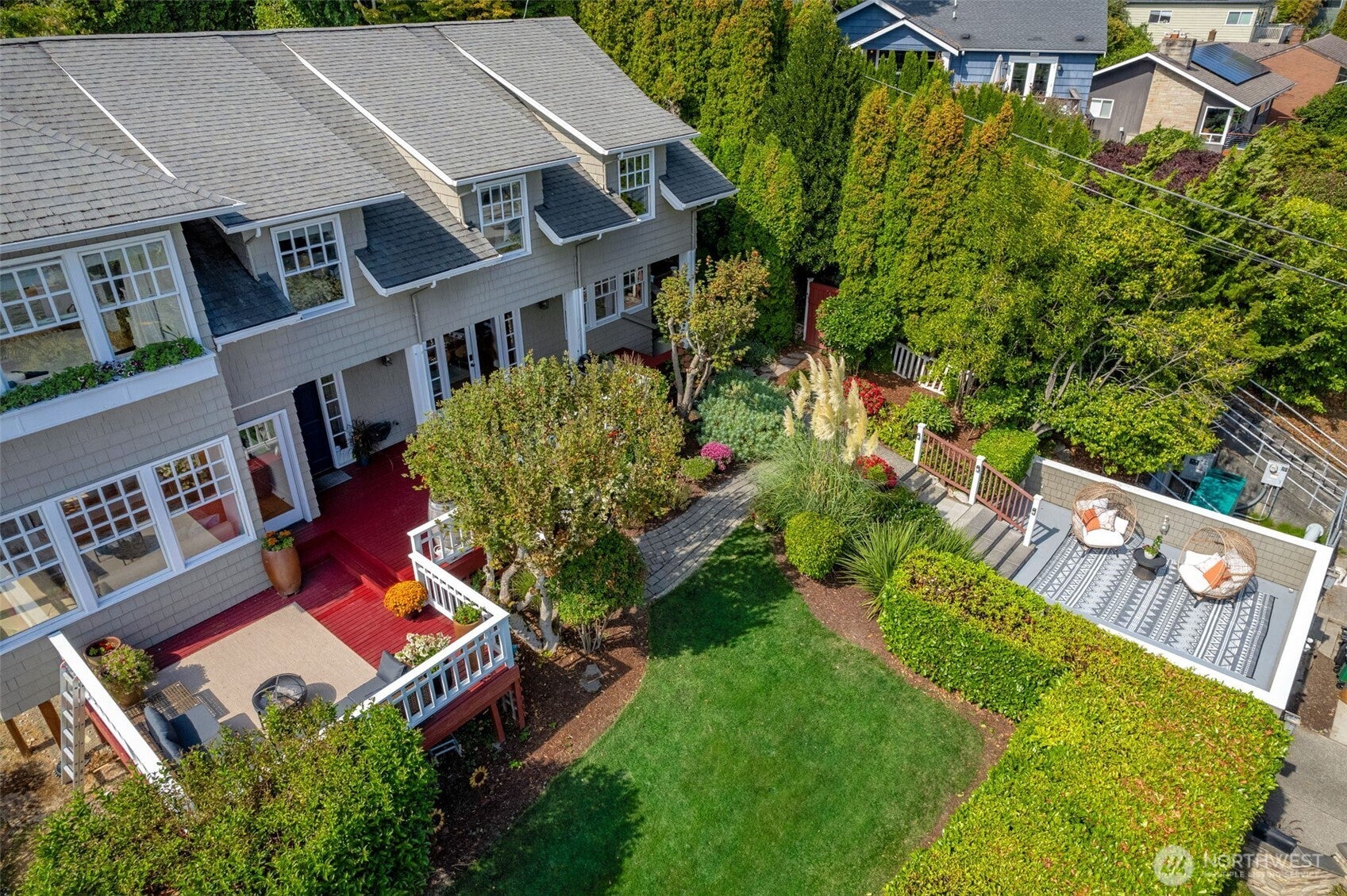 Seattle, Washington, 98144, United States, 5 Bedrooms Bedrooms, ,4 BathroomsBathrooms,Residential,Active,1988732