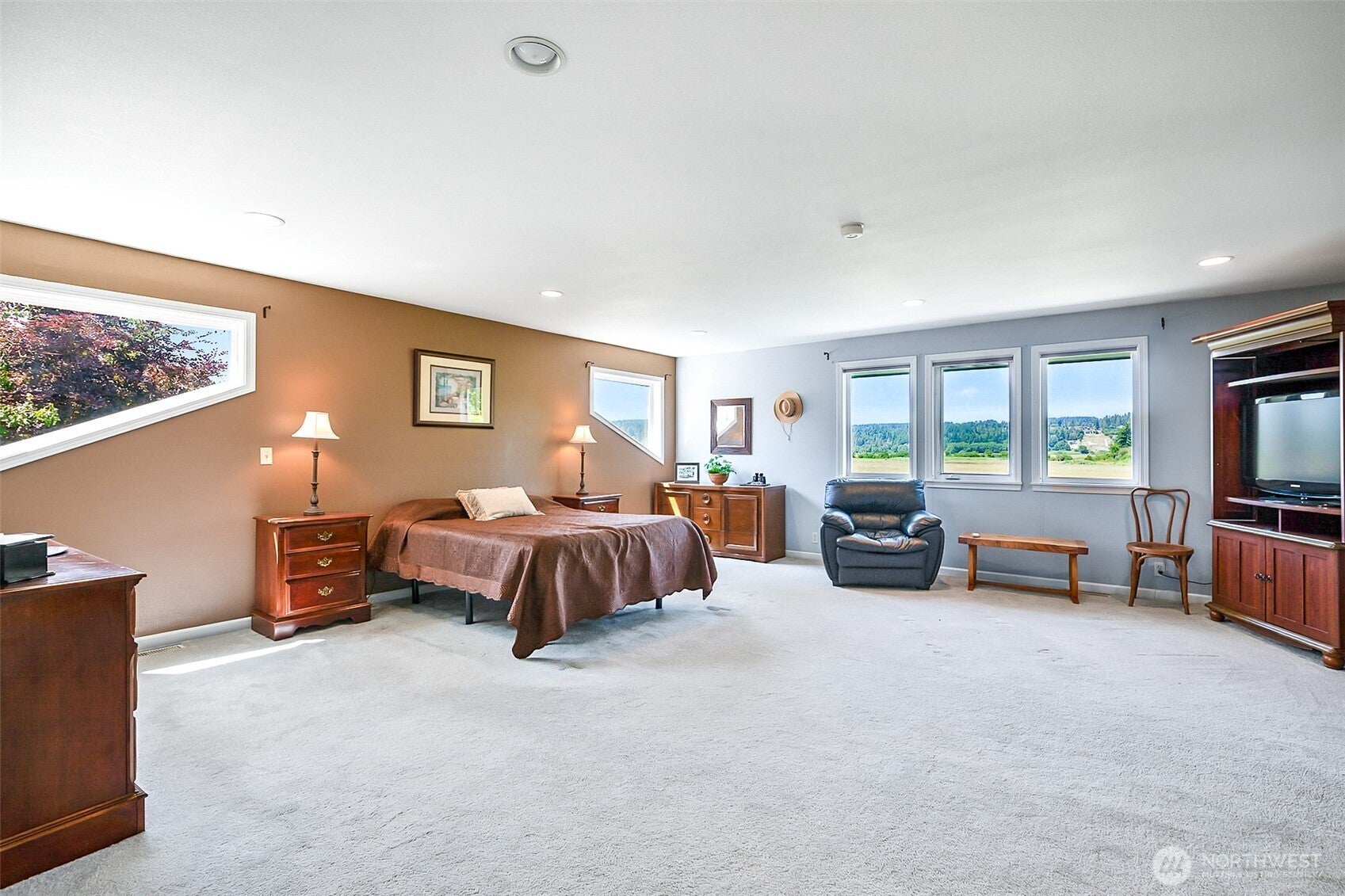 Camano Island, Washington, 98282, United States, 3 Bedrooms Bedrooms, ,3 BathroomsBathrooms,Residential,Active,1862878