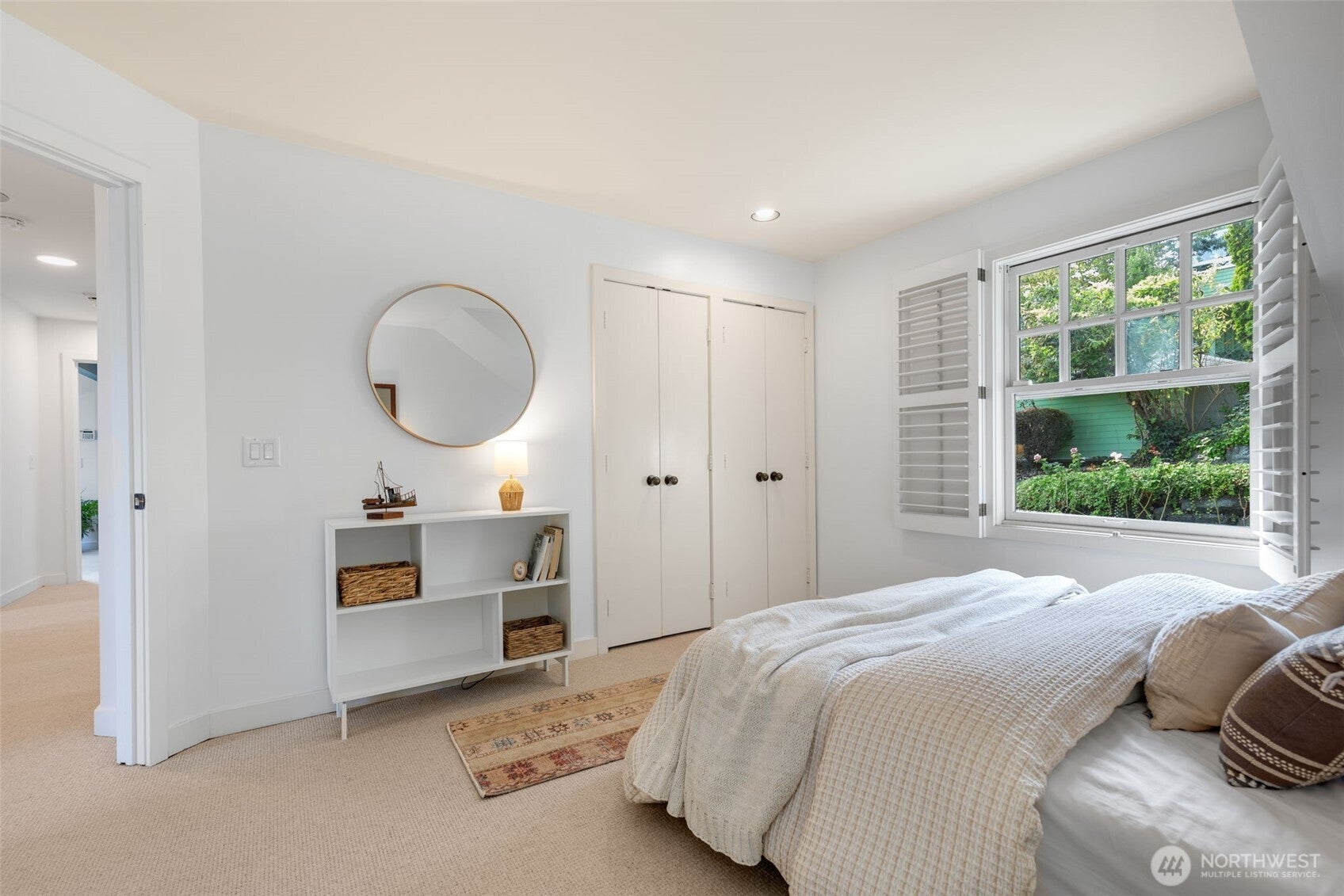 Seattle, Washington, 98144, United States, 5 Bedrooms Bedrooms, ,4 BathroomsBathrooms,Residential,Active,1988732