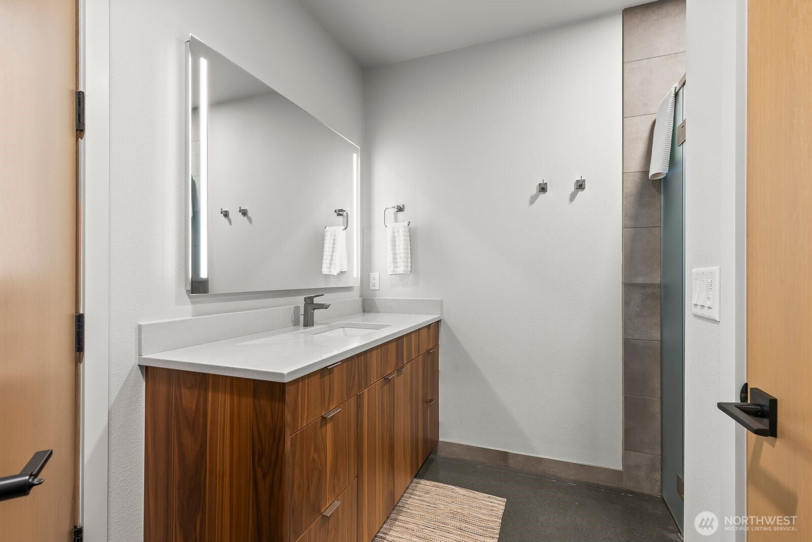 Yakima, Washington, 98908, United States, 1 Bedroom Bedrooms, ,1 BathroomBathrooms,Residential,Active,2013908