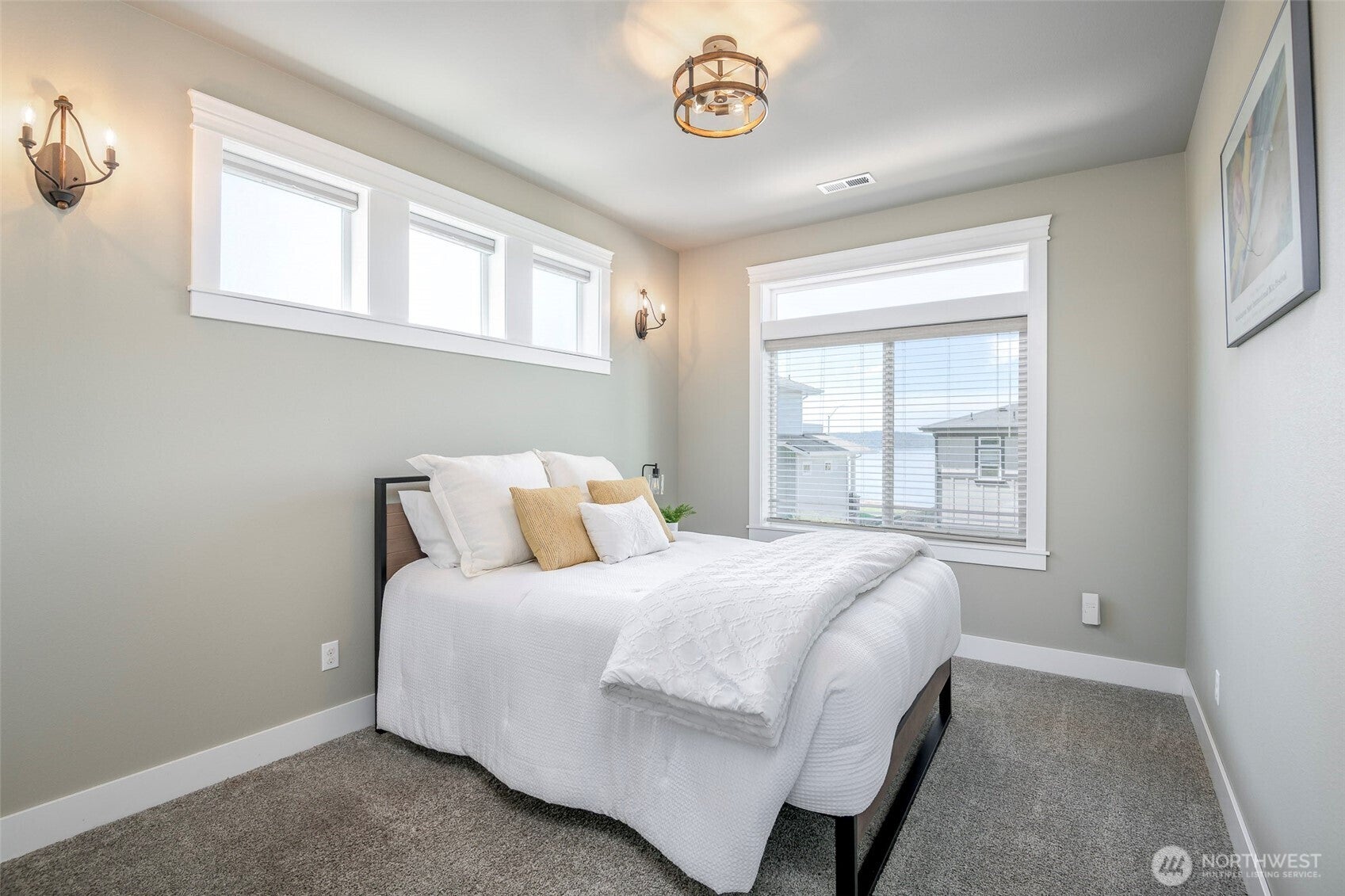 Steilacoom, Washington, 98388, United States, 2 Bedrooms Bedrooms, ,2 BathroomsBathrooms,Residential,Active,1914623