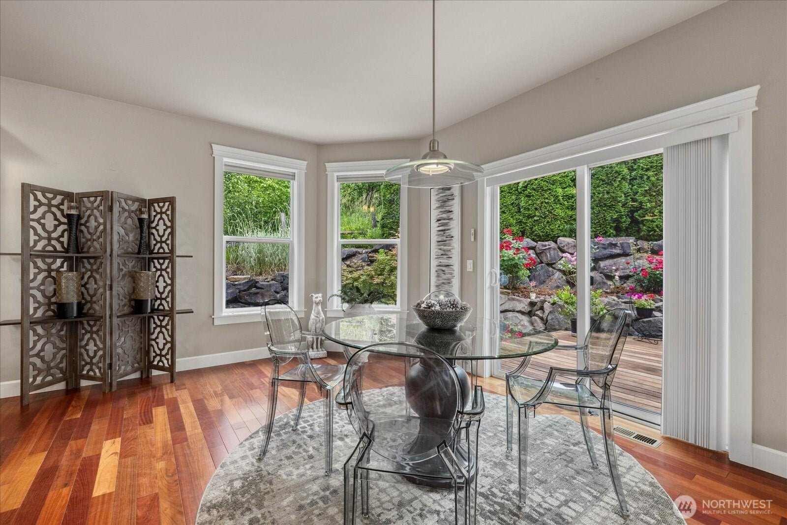 Newcastle, Washington, 98056, United States, 4 Bedrooms Bedrooms, ,3 BathroomsBathrooms,Residential,Active,1850683