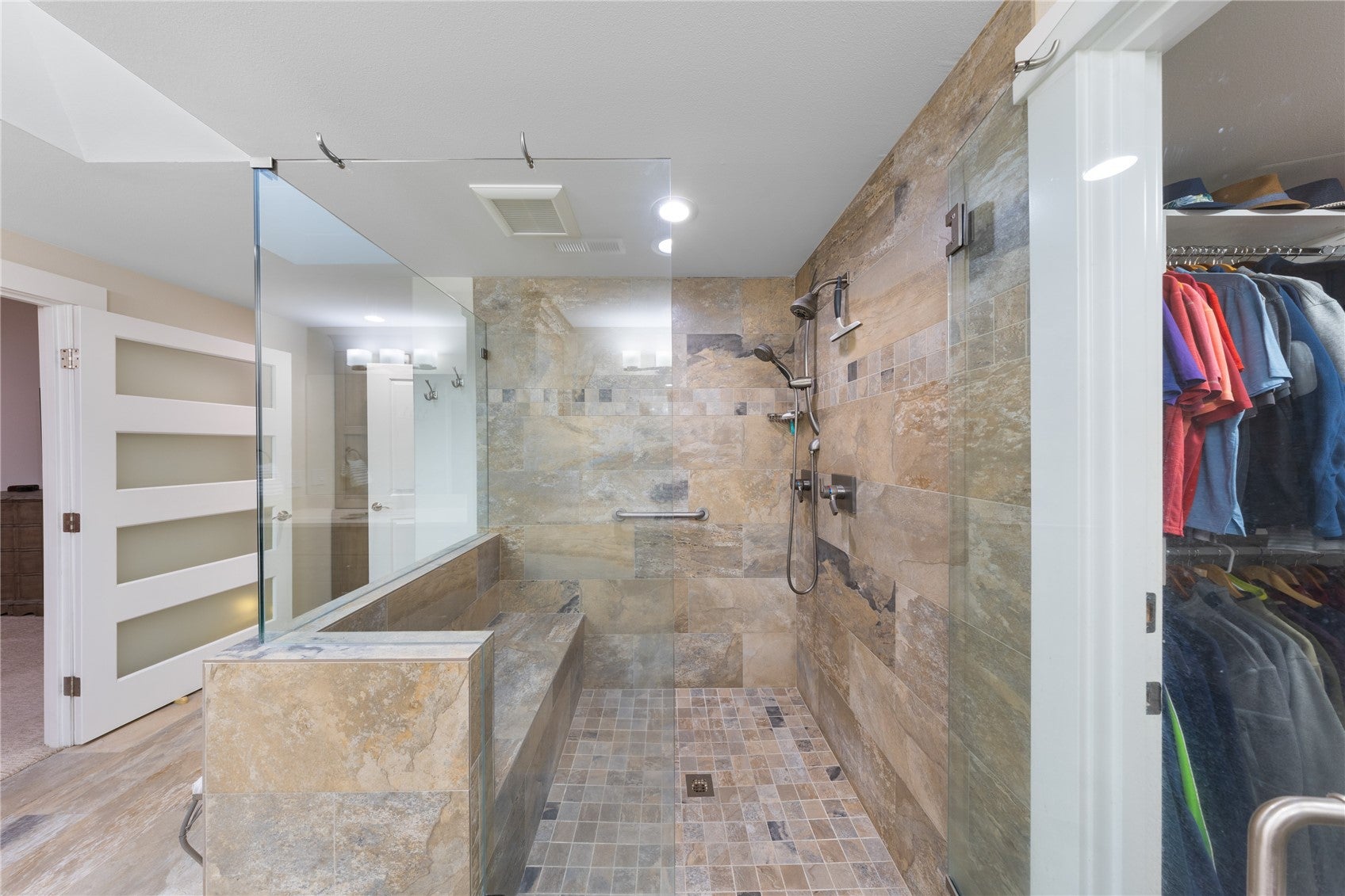 Anacortes, Washington, 98221, United States, 3 Bedrooms Bedrooms, ,2 BathroomsBathrooms,Residential,Active,2009181