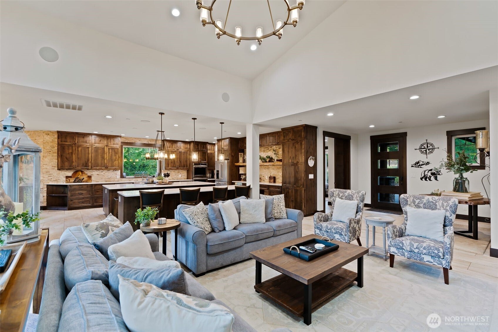 Cle Elum, Washington, 98922, United States, 4 Bedrooms Bedrooms, ,5 BathroomsBathrooms,Residential,Active,2012928