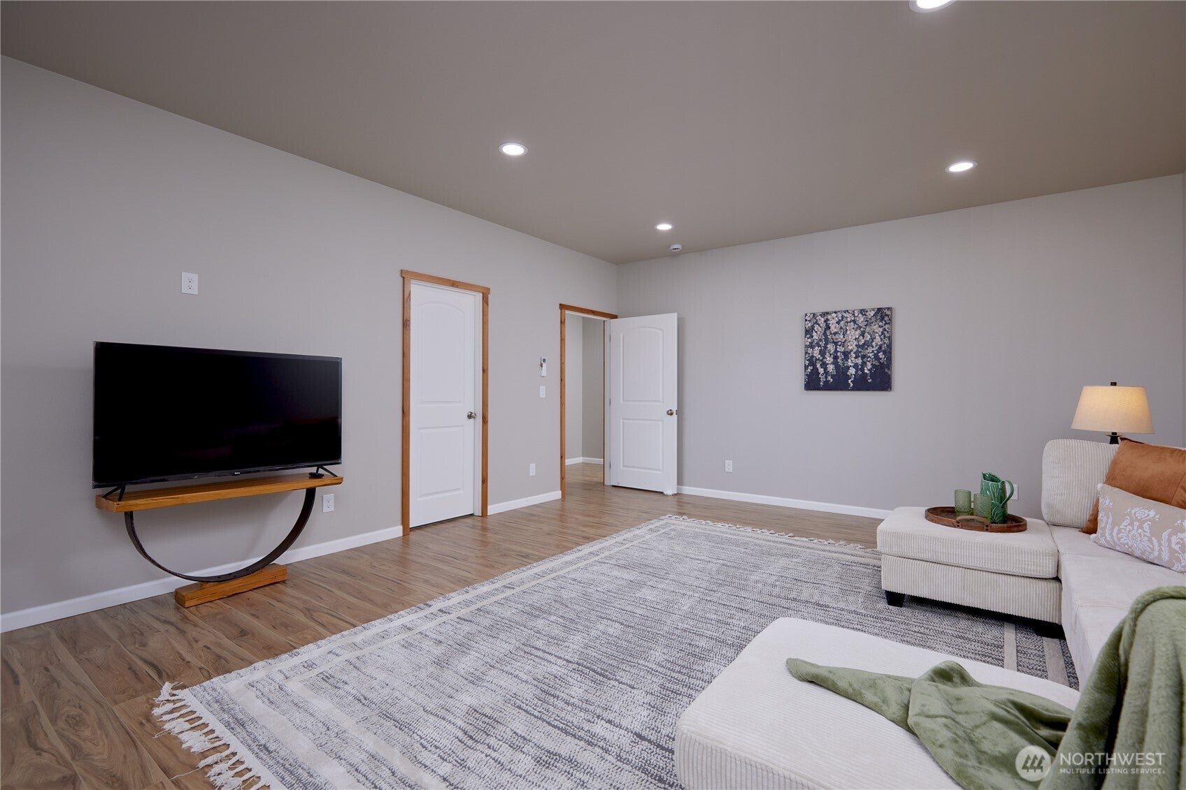 Walla Walla, Washington, 99362, United States, 5 Bedrooms Bedrooms, ,6 BathroomsBathrooms,Residential,Active,1967110