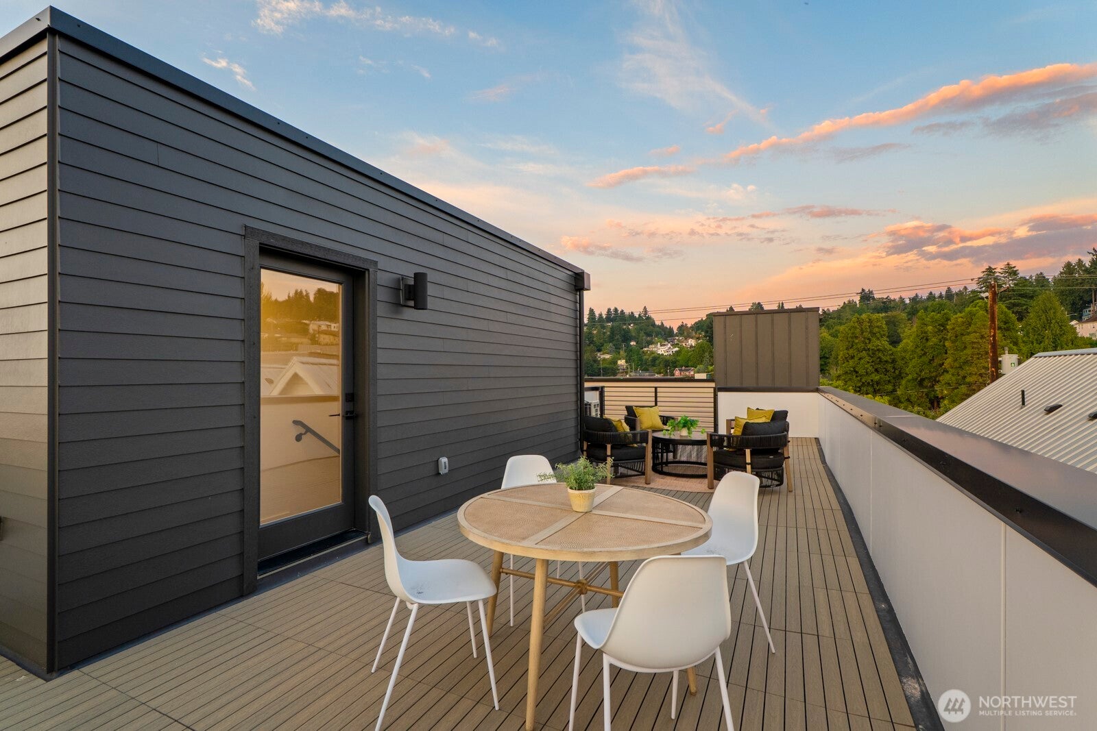 Seattle, Washington, 98116, United States, 3 Bedrooms Bedrooms, ,3 BathroomsBathrooms,Residential,Active,1942352