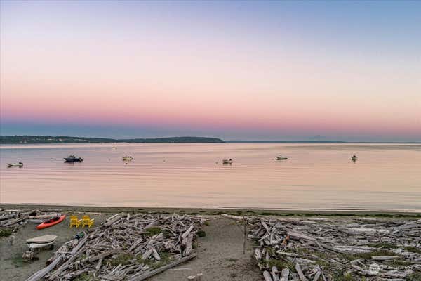 1888 SHORE AVE, FREELAND, WA 98249, photo 2 of 39