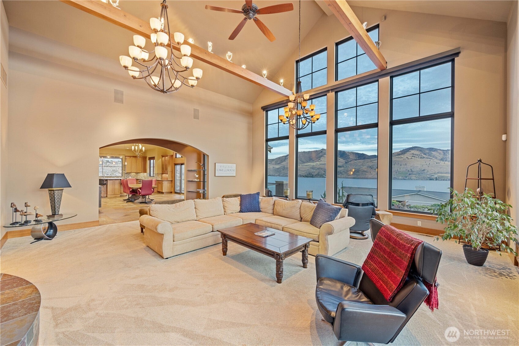 Chelan, Washington, 98816, United States, 4 Bedrooms Bedrooms, ,4 BathroomsBathrooms,Residential,Active,1869141