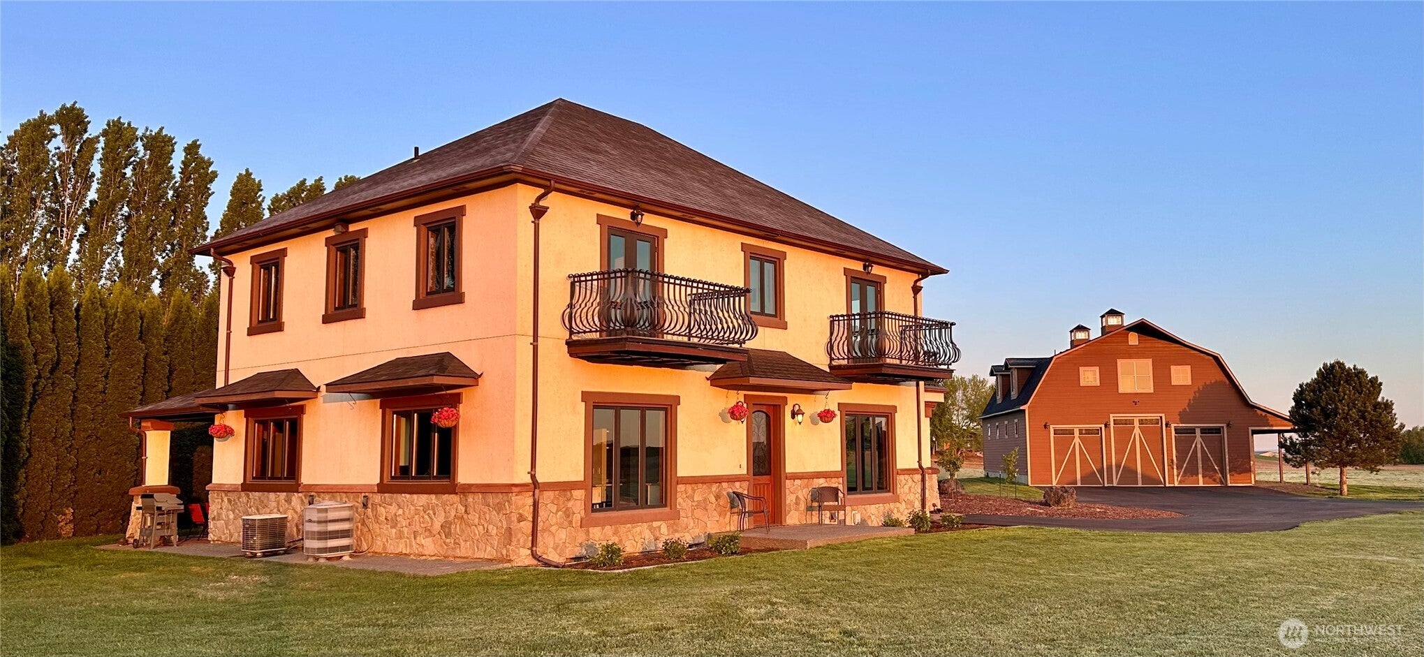 Walla Walla, Washington, 99362, United States, 6 Bedrooms Bedrooms, ,5 BathroomsBathrooms,Residential,Active,1787145