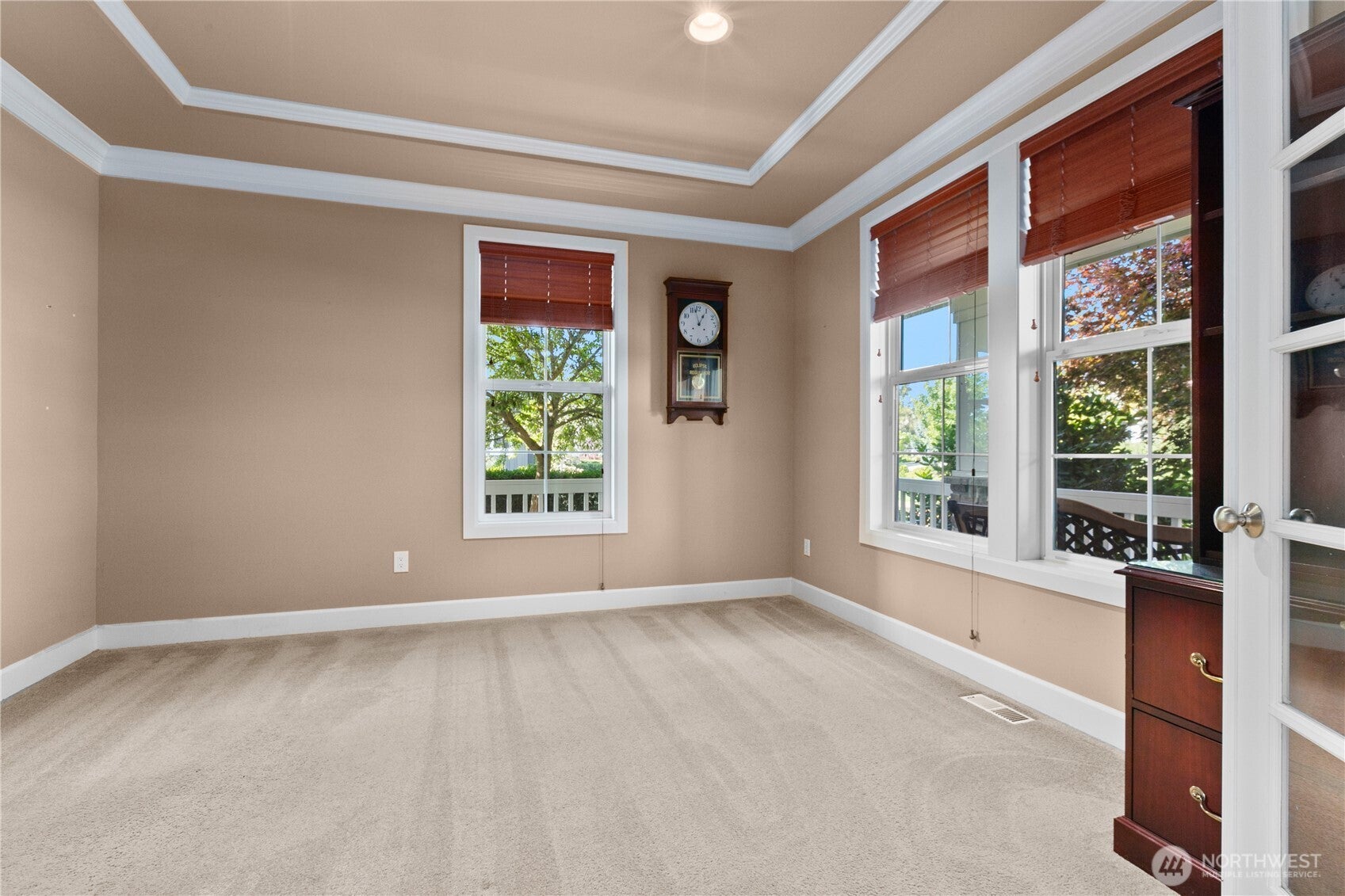 Burlington, Washington, 98233, United States, 4 Bedrooms Bedrooms, ,3 BathroomsBathrooms,Residential,Active,1944052
