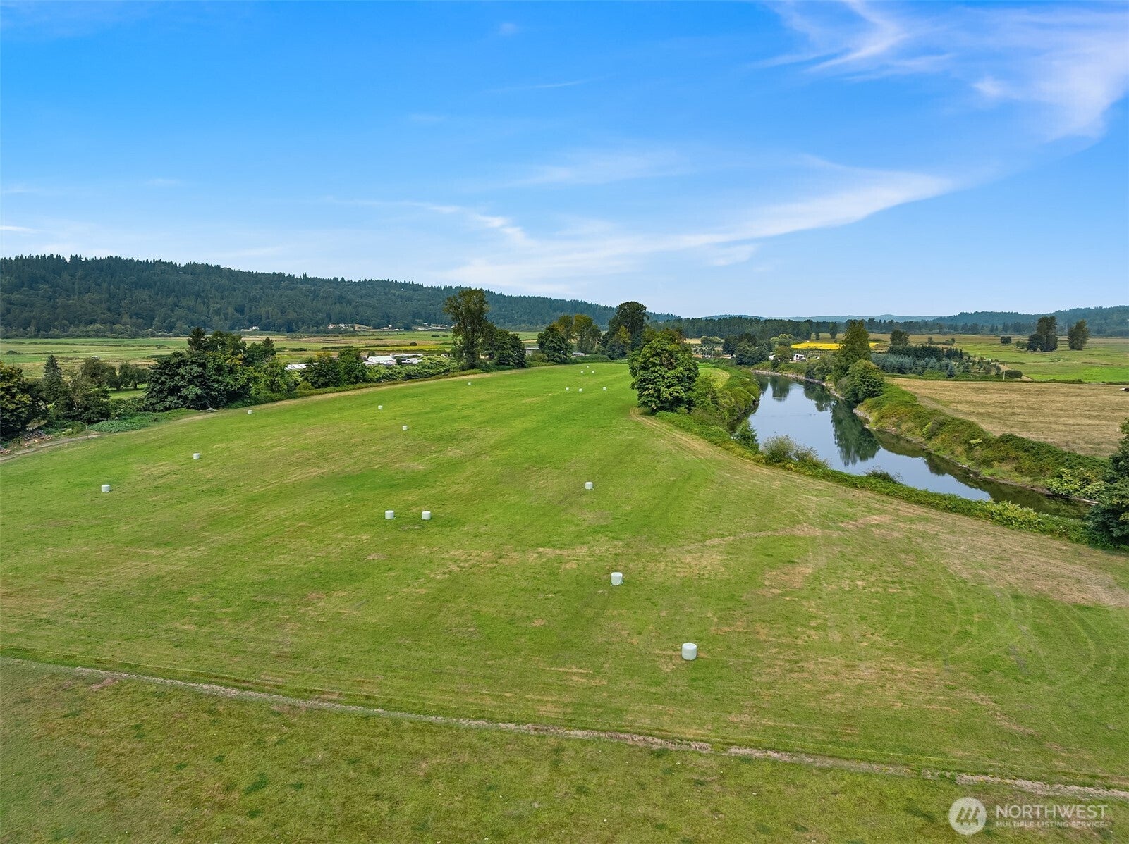 Duvall, Washington, 98019, United States, 4 Bedrooms Bedrooms, ,2 BathroomsBathrooms,Residential,Active,1936411