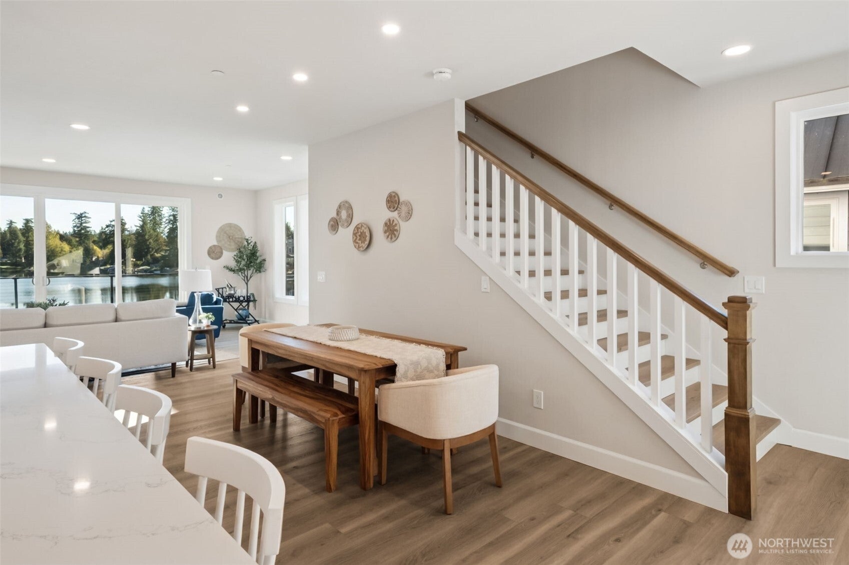 Maple Valley, Washington, 98038, United States, 4 Bedrooms Bedrooms, ,4 BathroomsBathrooms,Residential,Active,1965803