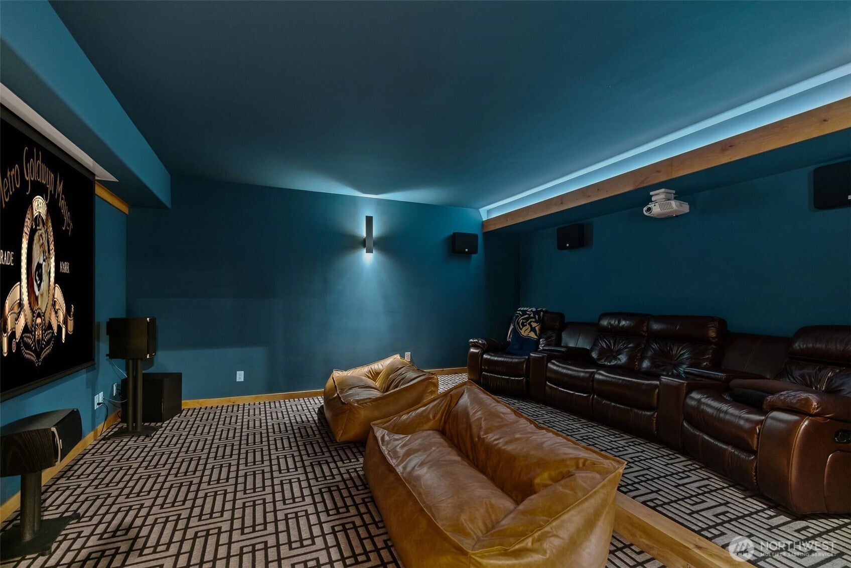 Cle Elum, Washington, 98922, United States, 4 Bedrooms Bedrooms, ,4 BathroomsBathrooms,Residential,Active,1998577