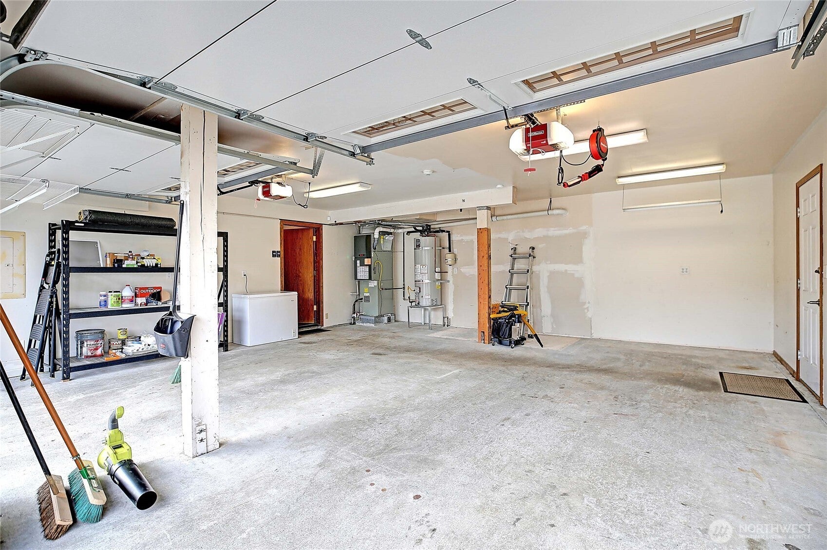 Camano Island, Washington, 98282, United States, 4 Bedrooms Bedrooms, ,3 BathroomsBathrooms,Residential,Active,1973528