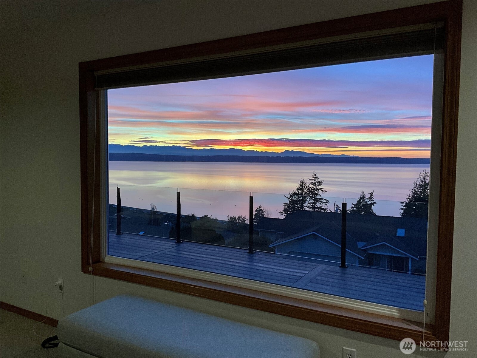 Camano Island, Washington, 98282, United States, 4 Bedrooms Bedrooms, ,3 BathroomsBathrooms,Residential,Active,1973528