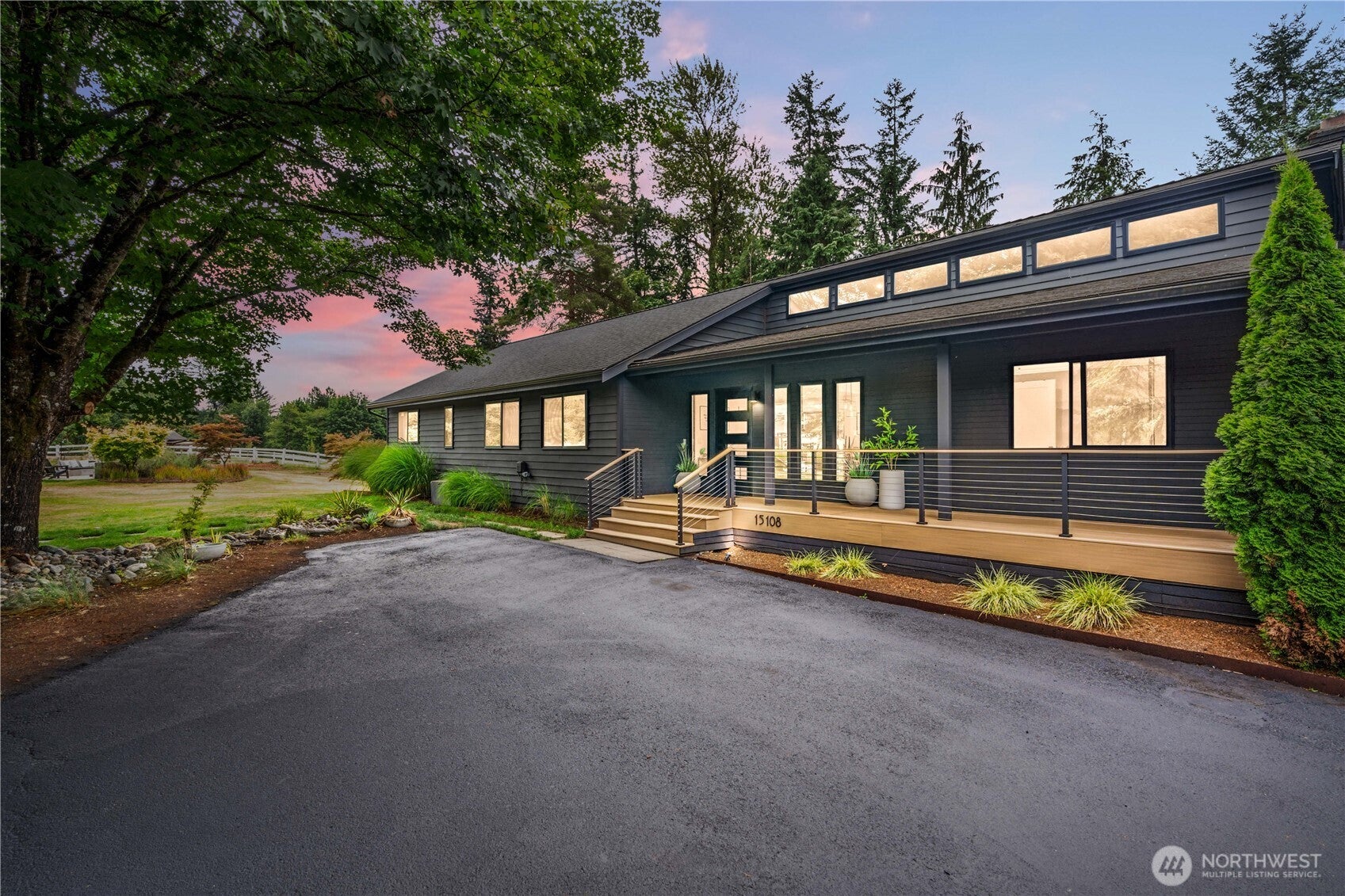 Issaquah, Washington, 98027, United States, 4 Bedrooms Bedrooms, ,3 BathroomsBathrooms,Residential,Active,1892612