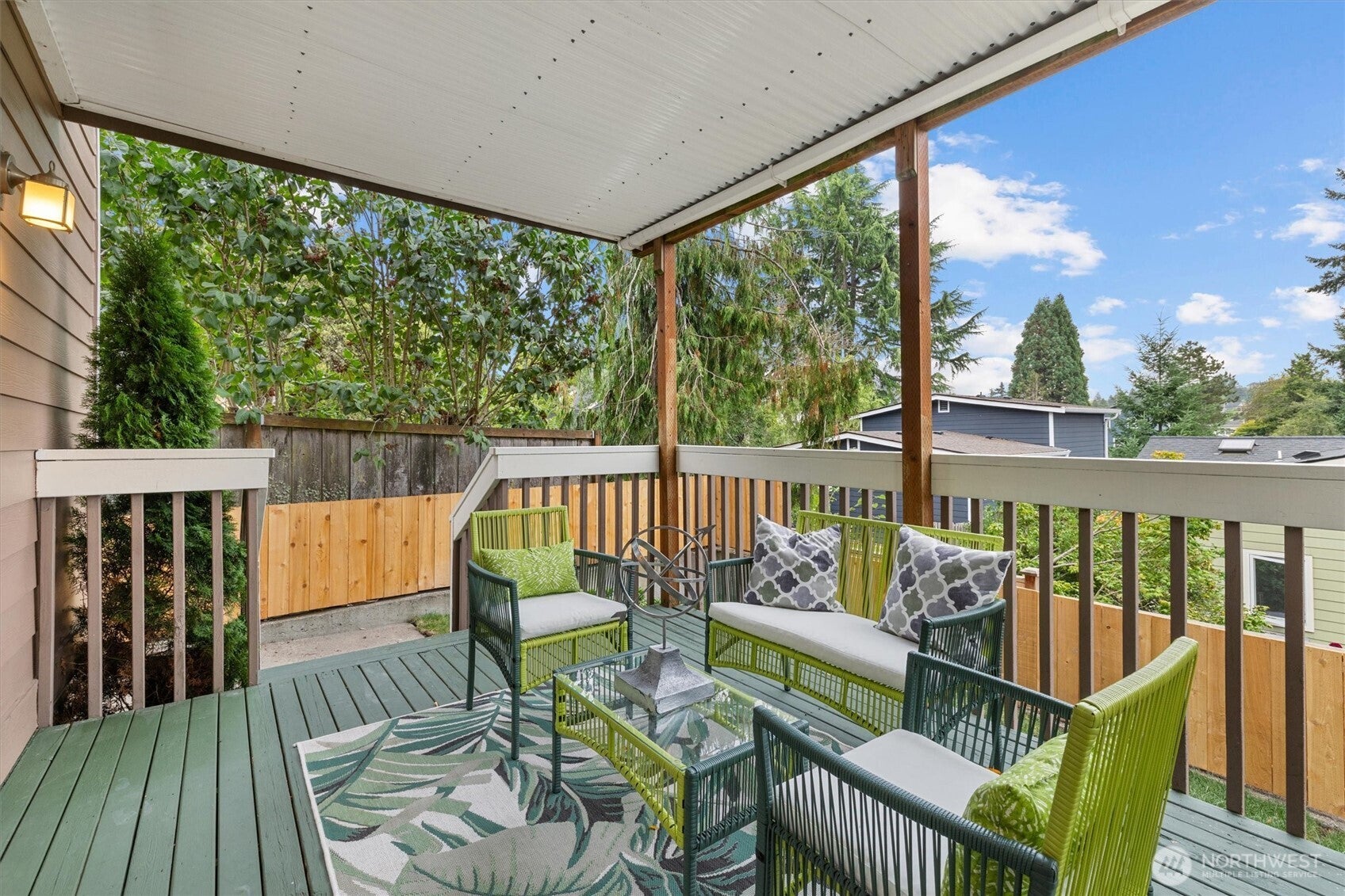Seattle, Washington, 98118, United States, 4 Bedrooms Bedrooms, ,4 BathroomsBathrooms,Residential,Active,1941394