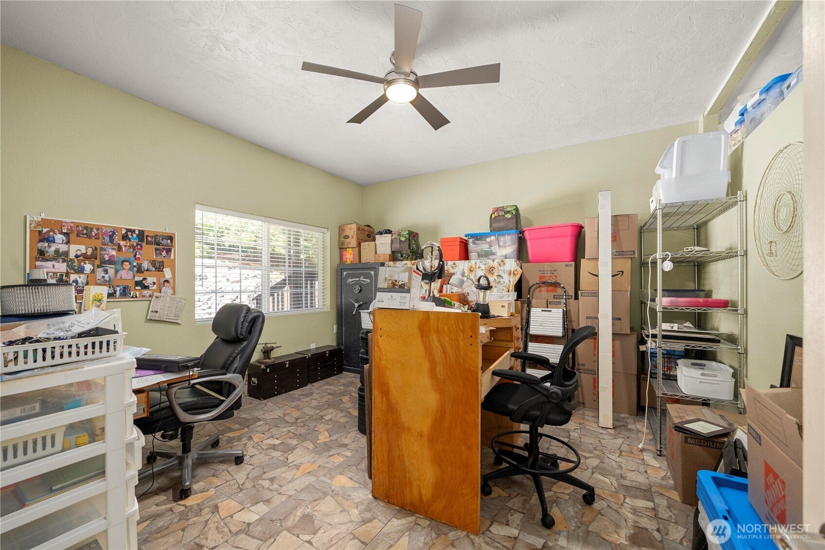 Shelton, Washington, 98584, United States, 5 Bedrooms Bedrooms, ,5 BathroomsBathrooms,Residential,Active,1877788